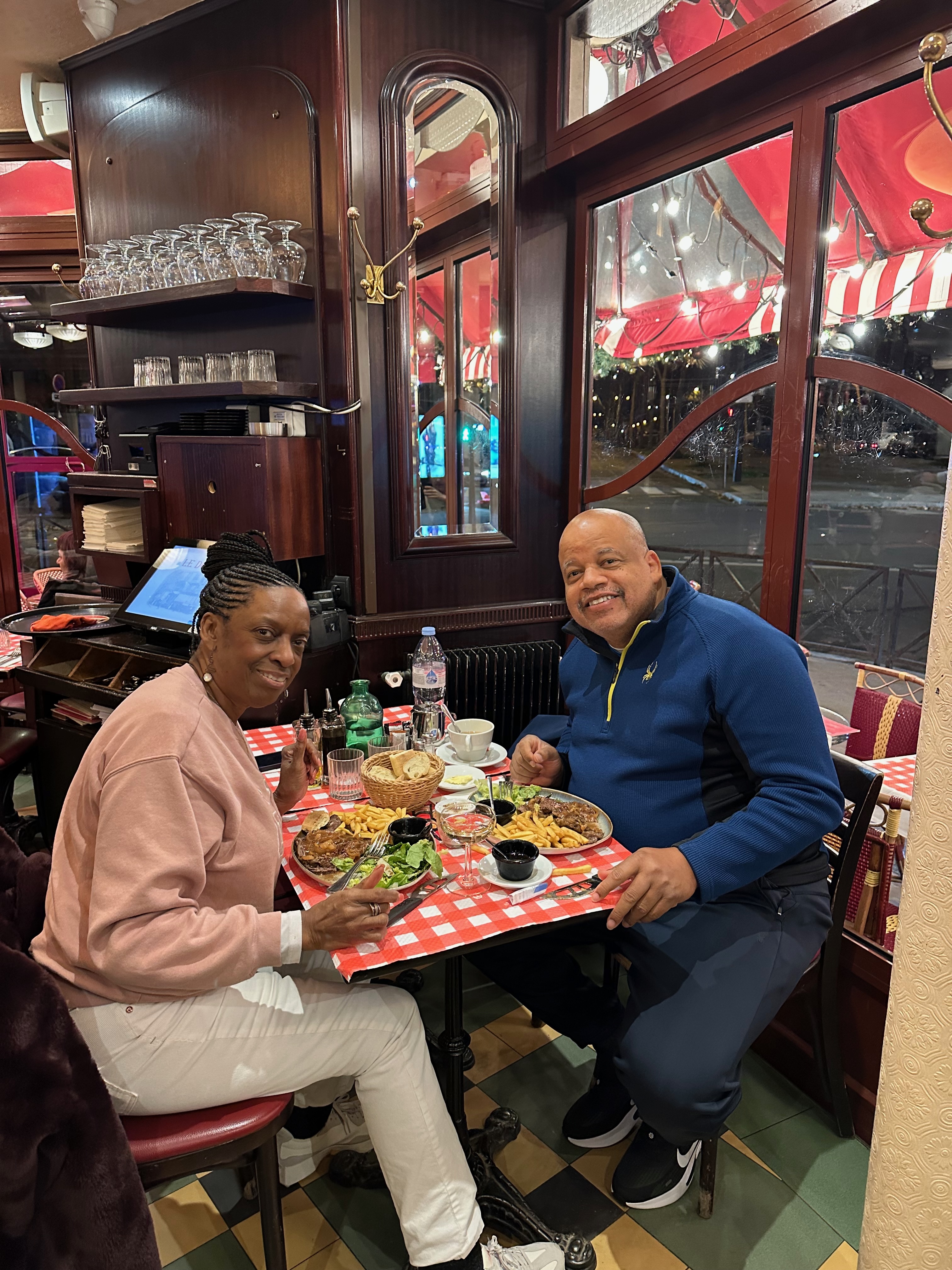 Dining at Caf&eacute; Le D&ocirc;me on Rue Saint-Dominique, Paris