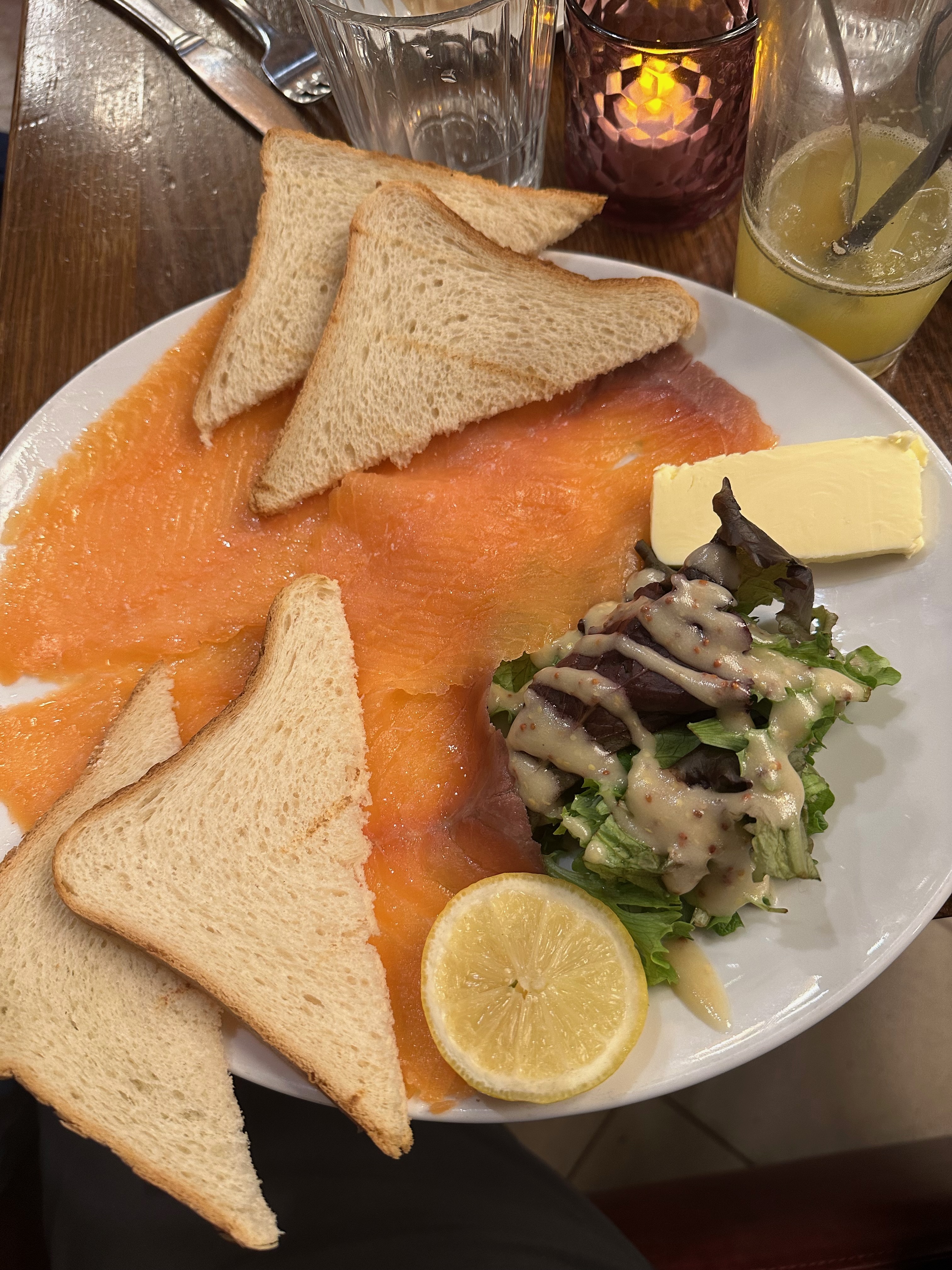 Smoked salmon at Le Gramont Paris 2